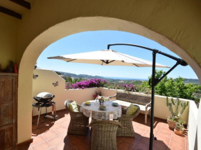 Attached villa with beautiful sea view and communal pool, Moraira